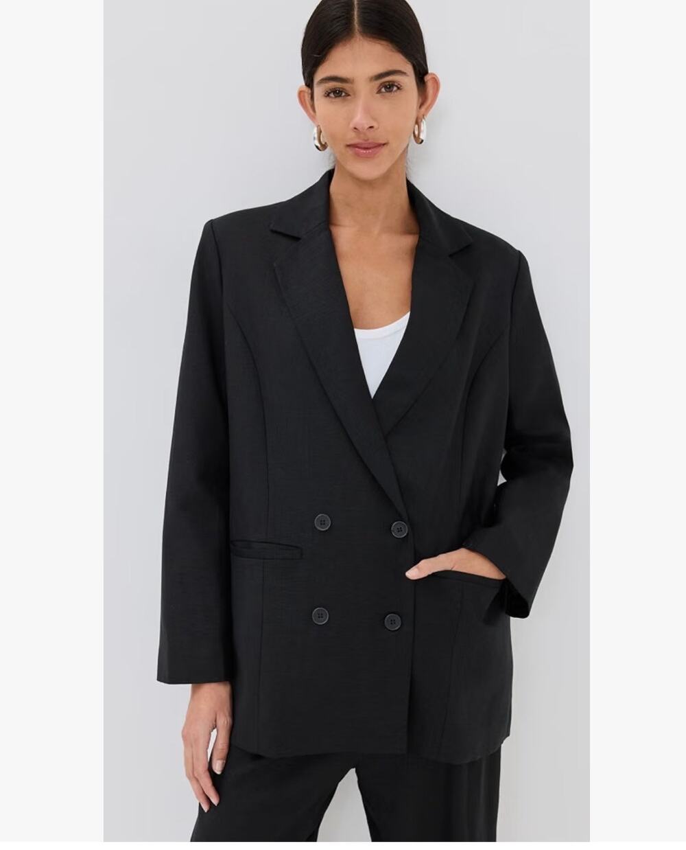 $75 linen Lioness Revolve Women's La Quinta black Blazer
Size medium